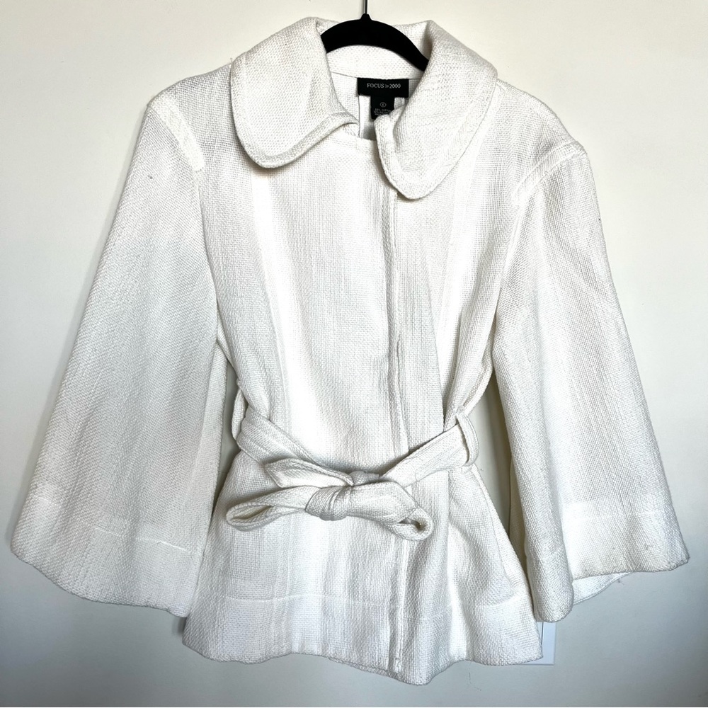 Focus 2000 White Tie Jacket Blazer Coat